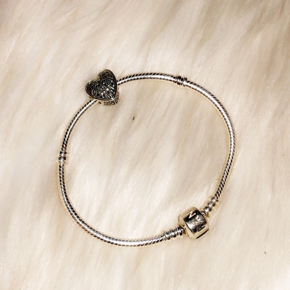 PANDORA Snake Chain Barrel Clasp Bracelet - Picture 5 of 6